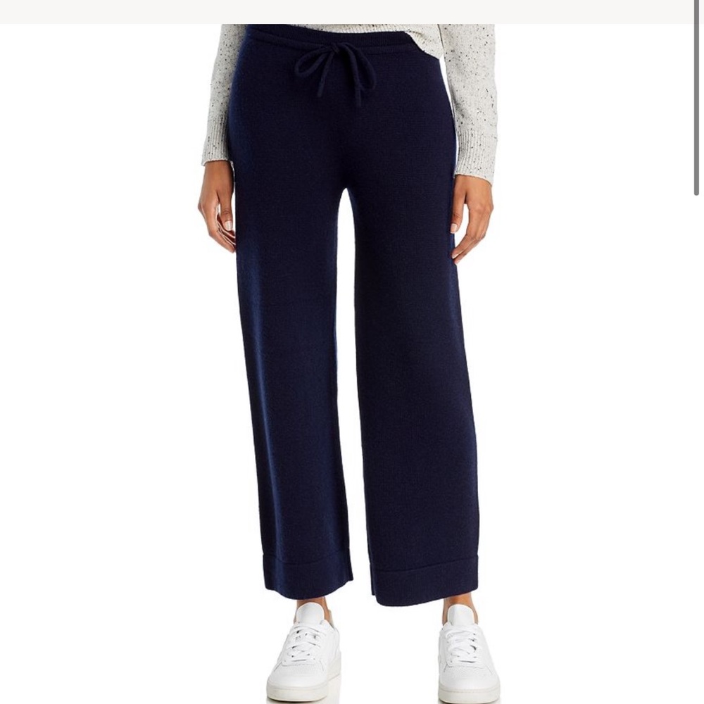 Theory Cashmere relax lounge pants in deep navy